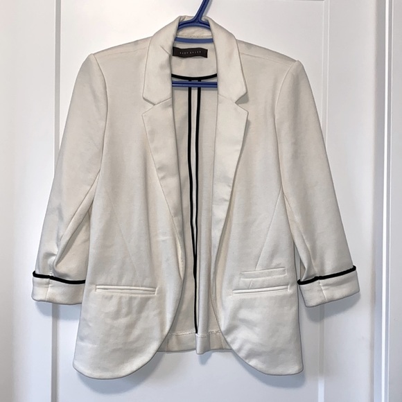 Casual White Blazer - Picture 1 of 2